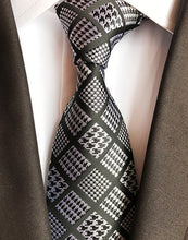 Charger l'image dans la galerie, New Fashion Striped Plaid Men's Tie Red Blue Grey Classic Neck Ties Leisure Business Wedding High Quality 8cm Silk Necktie